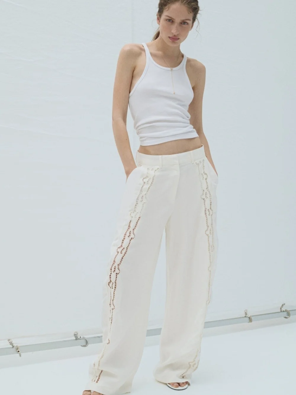 H&M Linen Blend Barrel Trousers